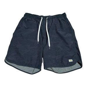 Vuori Banks Shorts Men’s M Charcoal Camo 7.5” Inseam Stretch Waist